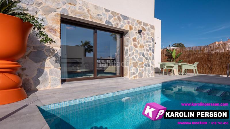 Foto 9d776bb8-3d74-46af-a4f6-d5dbd9a638e1. Maison avec piscine dans Los Almendros Orihuela