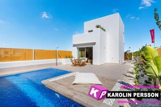 Casa  Miguel hernández. Espectacular chalet independiente con piscina privada