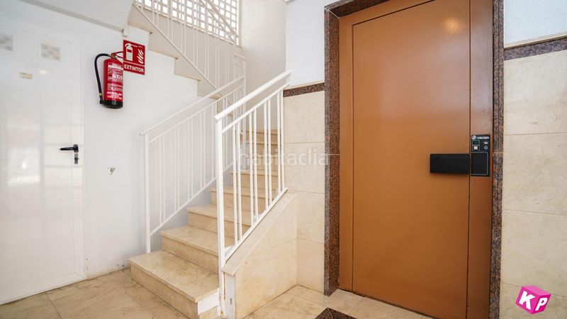 Foto 4397a976-f575-4120-9bd1-d47e7fefc8e4. Pis a Calas Santiago Bernabeu Santa Pola