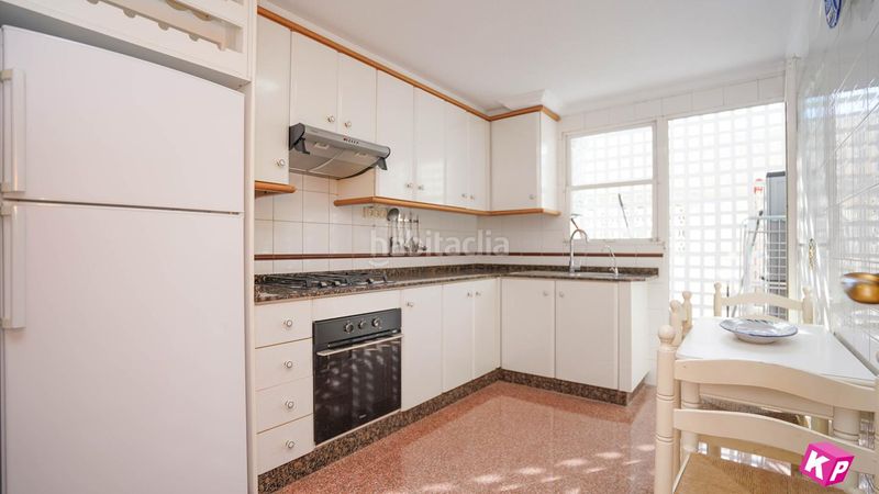 Foto 6c3d7474-25c7-4535-b427-fd2d4bcaf297. Pis a Calas Santiago Bernabeu Santa Pola