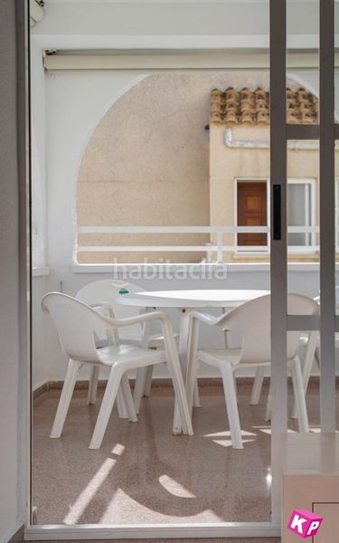 Foto 7042246a-1bc9-48d1-9201-0ba01c0d221f. Pis a Calas Santiago Bernabeu Santa Pola