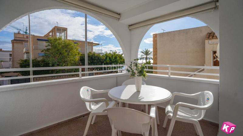 Foto cc10a7d5-8087-44bb-8ff4-740a67b2d1a8. Pis a Calas Santiago Bernabeu Santa Pola