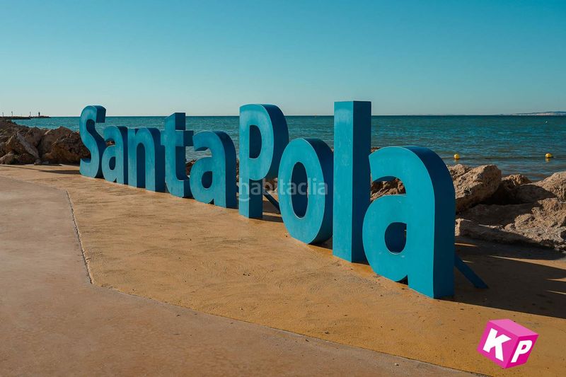 Foto 209081aa-da0a-4ac9-8499-00e76ea9d2fe. Pis amb piscina a Playa Tamarit-Playa Lissa Santa Pola