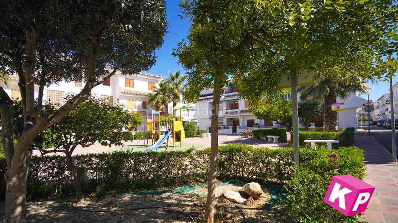 Foto 22e03242-a274-4cba-bbf3-695d92bea7b3. Pis amb piscina a Playa Tamarit-Playa Lissa Santa Pola