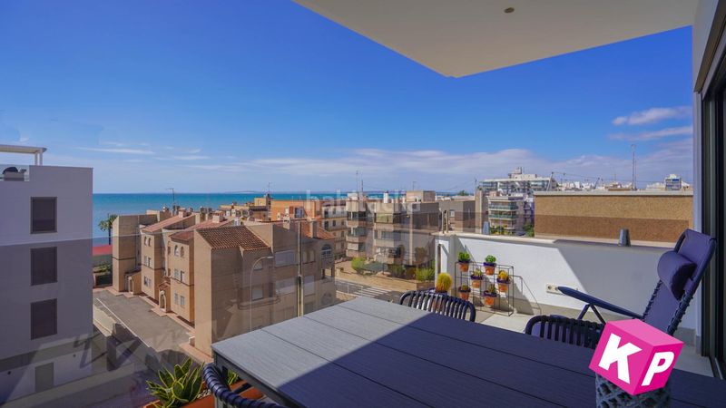 Foto 32360e03-523b-4830-bfa7-047be56e9ca9. Àtic amb calefacció aparcament piscina a Calas Santiago Bernabeu Santa Pola