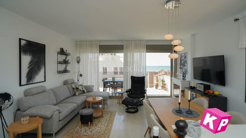 Foto 48f1fd4f-5caa-4e13-b3f9-188146fb5a68. Àtic amb calefacció aparcament piscina a Calas Santiago Bernabeu Santa Pola