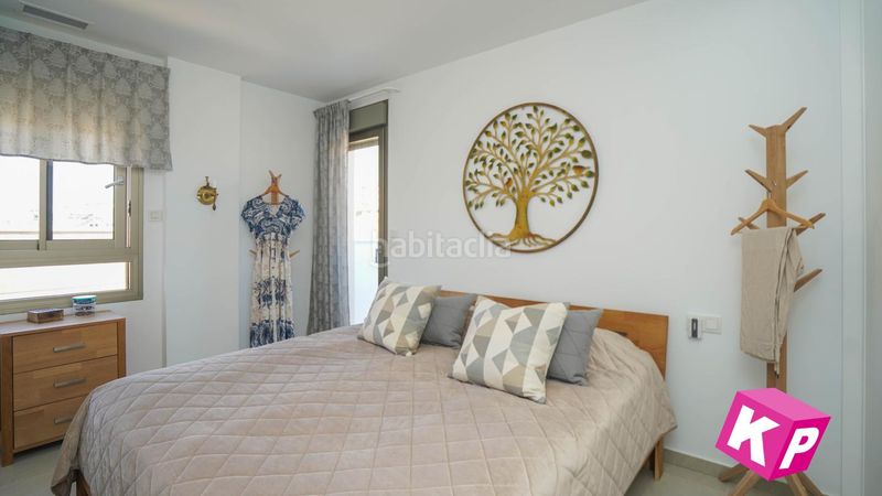 Foto 97445346-dde9-41ad-939a-cdc5cf5e6bf6. Àtic amb calefacció aparcament piscina a Calas Santiago Bernabeu Santa Pola