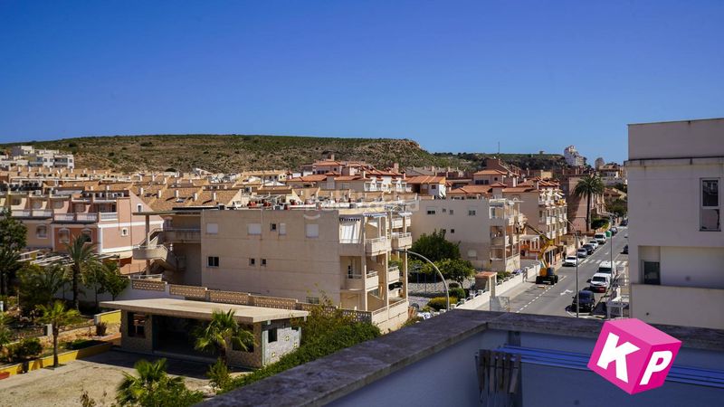 Foto 97603549-a460-466e-88bc-566d13819b61. Àtic amb calefacció aparcament piscina a Calas Santiago Bernabeu Santa Pola