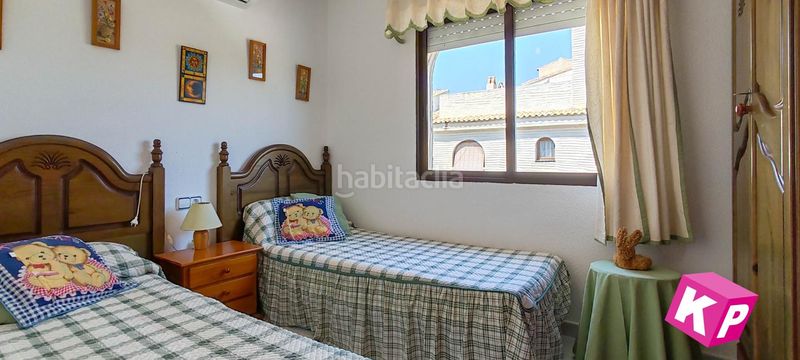 Foto ad6527cb-1e2d-45a8-81e5-a26175f5164f. Casa amb piscina a Novamar - Mediterráneo Santa Pola