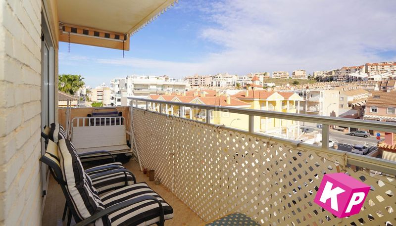Foto 4cd59054-21cc-4239-b02b-eb5b9ad29f39. Pis a Calas Santiago Bernabeu Santa Pola