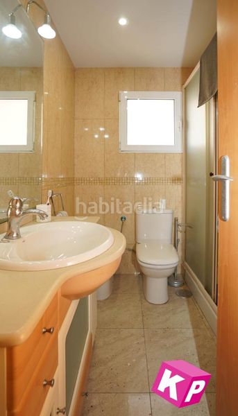 Foto b2ea2ce8-ed89-415f-b0ab-38d0c73cbe33. Pis a Calas Santiago Bernabeu Santa Pola