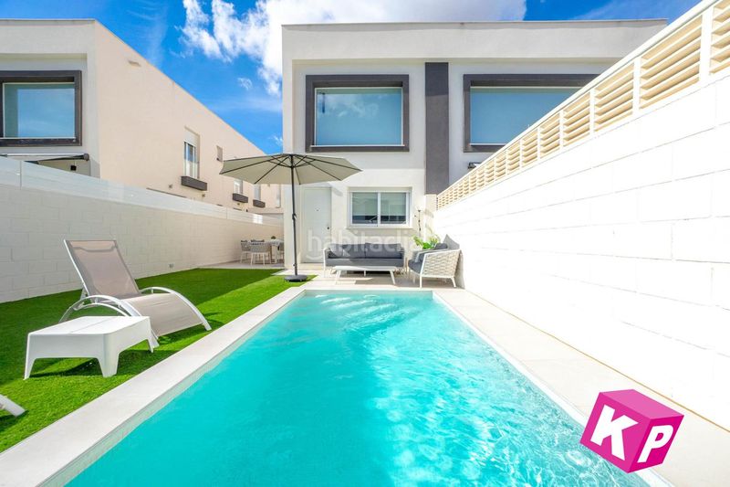 Foto 1a0b348a-4a05-4578-85a8-0e911868dd93. Casa amb piscina a Monte y Mar Santa Pola