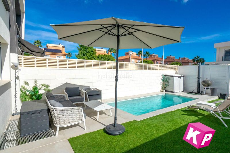 Foto b5919393-f99b-4278-8522-5b73793afad9. Casa amb piscina a Monte y Mar Santa Pola