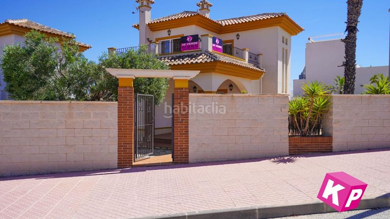 Foto 219c1d3a-774a-4559-ad0e-12ff9a44319b. Casa amb piscina a Rojales