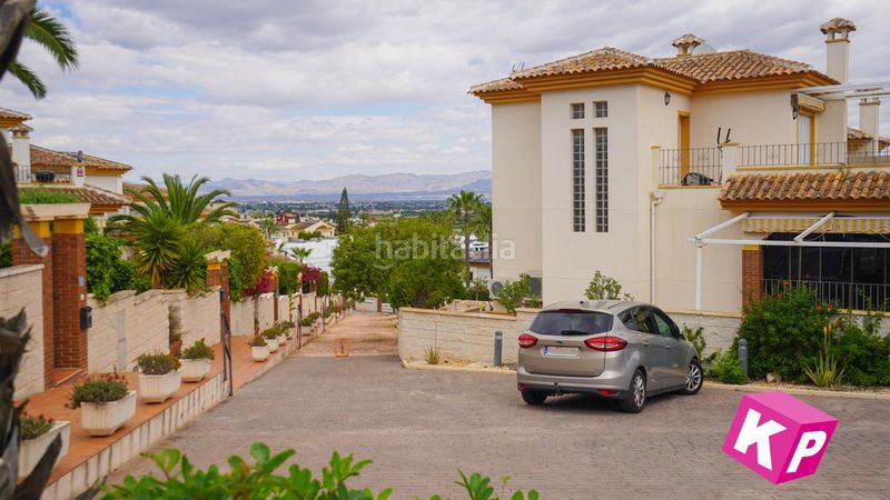 Foto 2a07a48a-7b37-4137-a165-b924e96ba9db. Casa amb piscina a Rojales