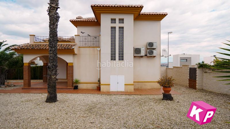 Foto 621a8fc2-7c07-4906-8262-14f0e260fde5. Casa amb piscina a Rojales