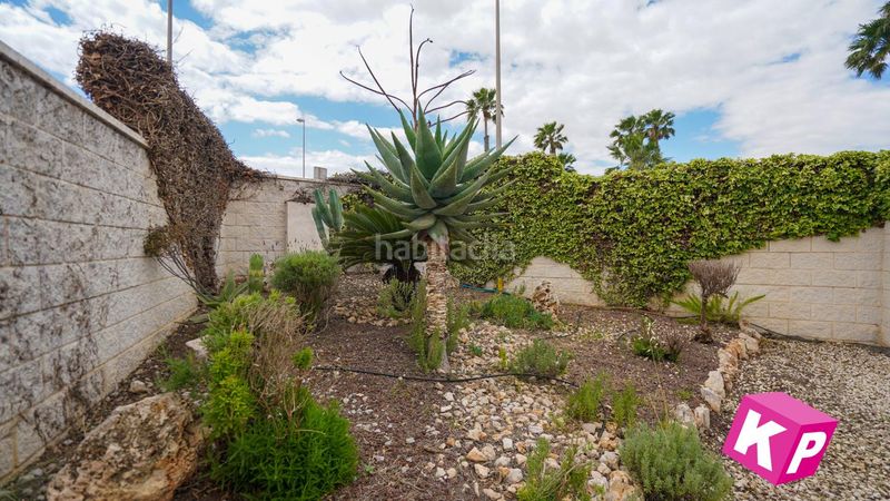 Foto 7673332b-f330-4a98-8554-347243c0cd0b. Casa amb piscina a Rojales