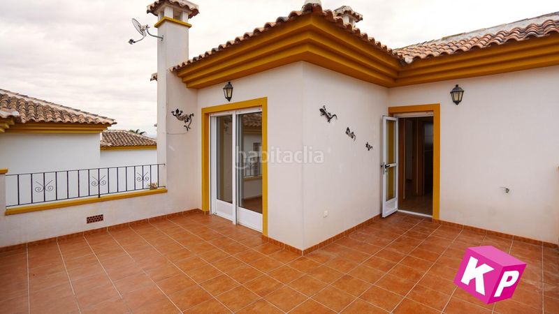 Foto c7f77b77-5c0e-4773-8a62-eb070f679c2a. Casa amb piscina a Rojales