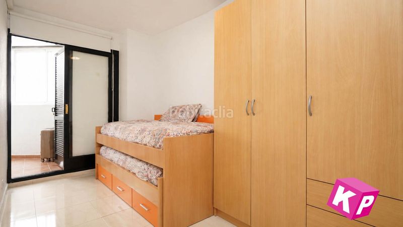 Foto ae1a8938-a5d2-48db-9a15-3e66530876d8. Pis amb aparcament a Centro Santa Pola