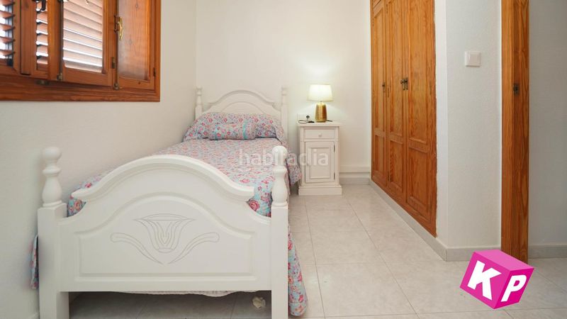 Foto 1c4c28f3-d7cc-4826-8eed-7eea43b7e5d3. Casa amb aparcament a Gran Playa Santa Pola