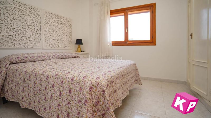 Foto 76db2f46-787c-4eba-9e78-4c798a1a4566. Casa amb aparcament a Gran Playa Santa Pola