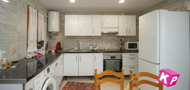 Foto caedf62b-fb30-40b5-9a9f-7dee4193b0a4. Casa amb aparcament a Gran Playa Santa Pola