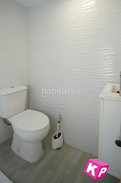 Foto d570643a-3a4b-417a-80be-bcbd5fc8afbc. Casa amb aparcament a Gran Playa Santa Pola