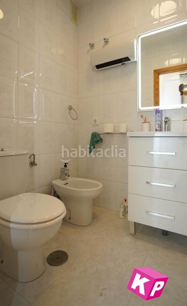 Foto d7037229-bfbc-48fe-b357-cfe872c6eac4. Casa amb aparcament a Gran Playa Santa Pola