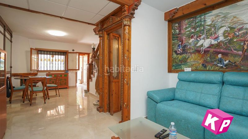 Foto e6dd6397-d207-49bb-9100-26bf8ccaea50. Casa amb aparcament a Gran Playa Santa Pola