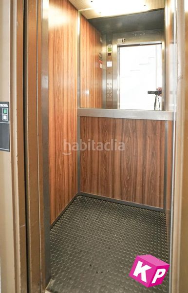 Foto b67ba6c9-d772-4d87-b689-48b4c15ef090. Pis a Centro Santa Pola