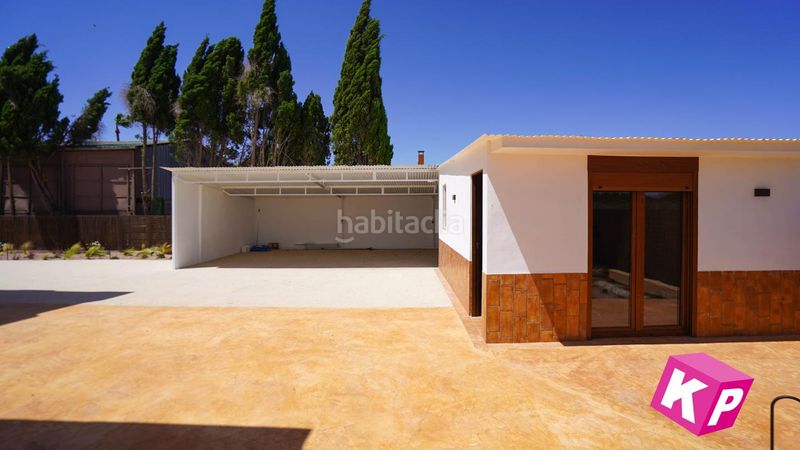 Foto 2b5832c6-01e7-4888-a632-99460df2189b. Casa amb calefacció aparcament piscina a Valverde Elche / Elx