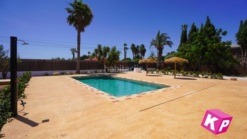 Foto 50decf59-7e4a-472f-93d4-e8e3d727c0fc. Casa amb calefacció aparcament piscina a Valverde Elche / Elx