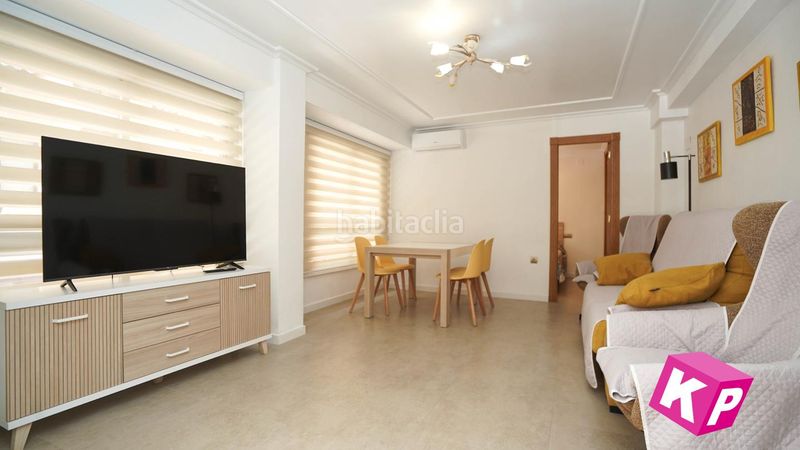 Foto a4e1ff1b-1863-41d2-a0e0-2f4f4bd4133a. Pis a Centro Santa Pola