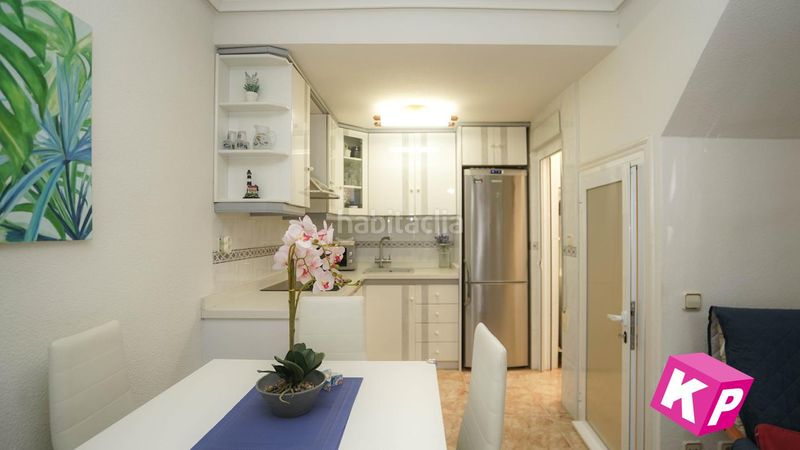 Foto 459945a3-d3ba-4643-a499-20d3ceedaebe. Casa amb piscina a Calas Santiago Bernabeu Santa Pola