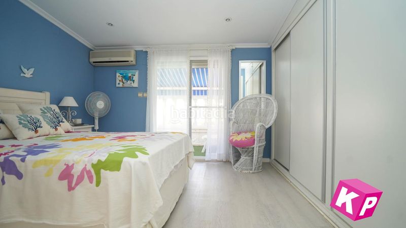 Foto f8024197-3512-4cc0-9725-4eecc2430ade. Casa amb piscina a Calas Santiago Bernabeu Santa Pola
