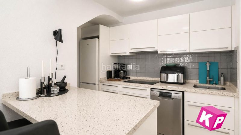 Foto f1a951f7-ca1c-4027-a71f-4435400329dc. Casa a Centro Santa Pola