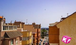 Pis  San antonio. Amplio piso en el centro con parking y trastero cerca de la play