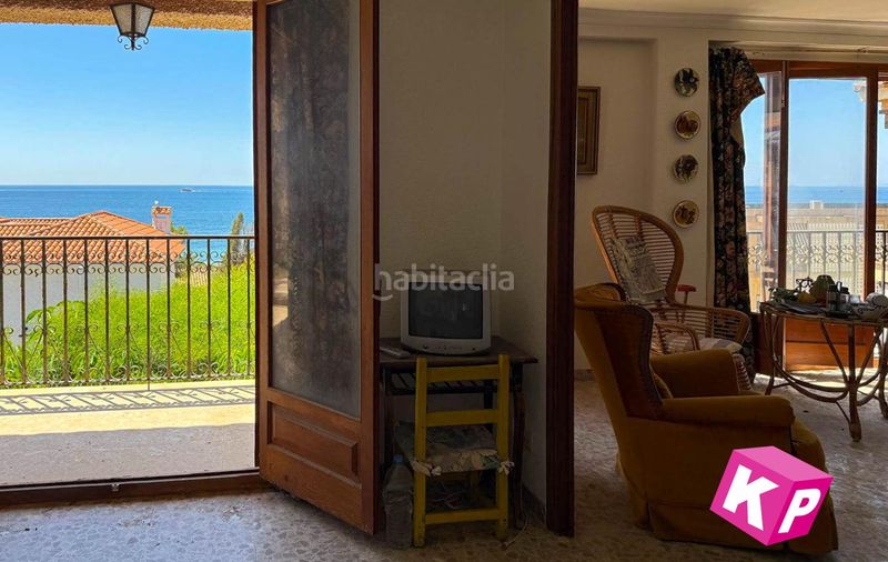 Foto 0ab3f83a-ce52-42b6-9811-22a3d2d38f15. Pis amb aparcament a calas Santa Pola este Santa Pola