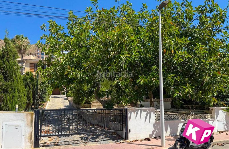 Foto 4aba010d-dbef-44fc-8fb7-9bc9b7c8ee2b. Pis amb aparcament a calas Santa Pola este Santa Pola
