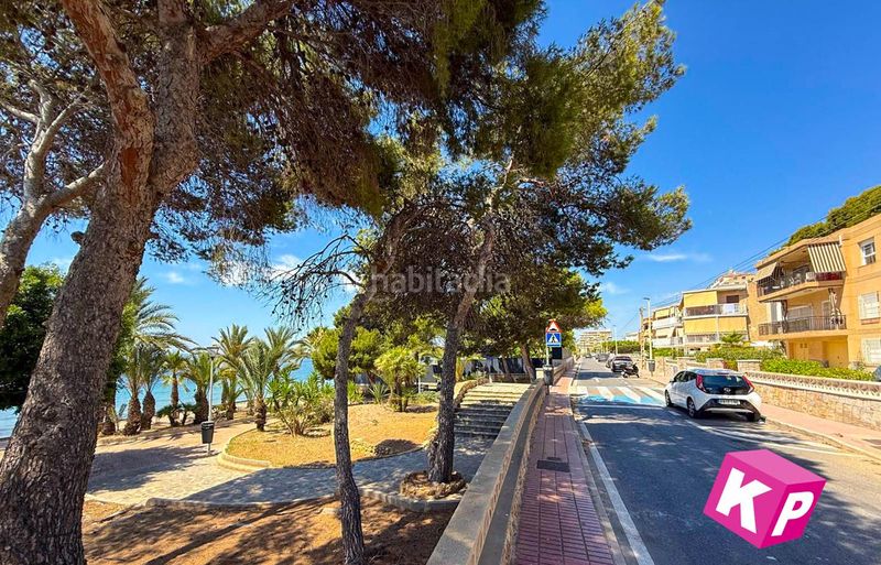 Foto ff65a5c5-377c-4e95-a141-fdb0f6328935. Pis amb aparcament a calas Santa Pola este Santa Pola