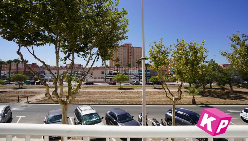Foto 68d03a7c-61a6-47e1-8307-ce8a1f0006dd. Casa amb piscina a Gran Playa Santa Pola