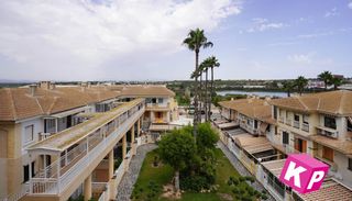 Pis  Avinguda salamanca. Piso de una habitación con una gran terraza