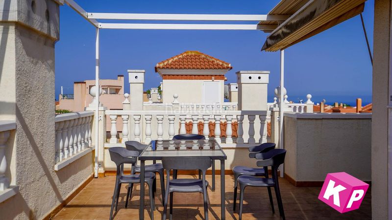 Foto 886997f8-b018-4c74-8355-195f56f741ff. Casa amb piscina a Gran Vista-Olivo de Oro Santa Pola