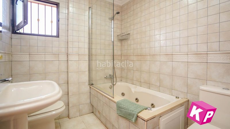 Foto bbac137d-9ba3-4ef0-8db0-bc8f66faddd1. Casa amb piscina a Gran Vista-Olivo de Oro Santa Pola