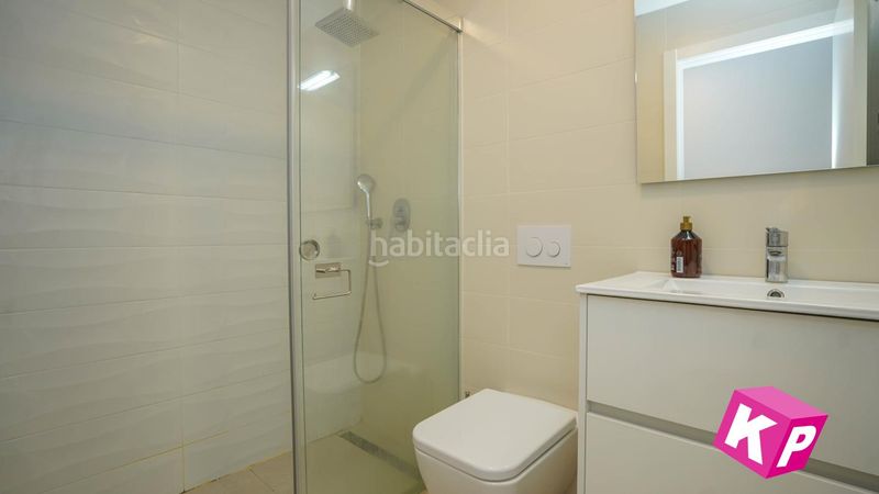 Foto ac8f18ae-f49d-4caf-9caa-52383fdddc3d. Pis amb piscina a Norte Santa Pola