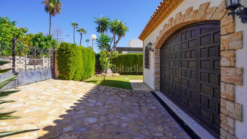 Foto 66fc1a52-160a-4a69-846a-acc5bd493fdd. Casa amb aparcament piscina a calas Santa Pola este Santa Pola