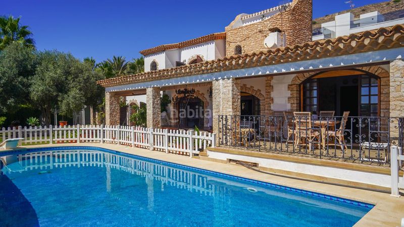 Foto 80589156-28d4-4c76-9ab7-65975c0f1227. Casa amb aparcament piscina a calas Santa Pola este Santa Pola