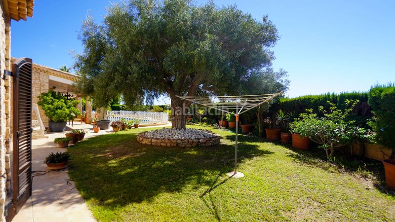 Foto ea9c22b3-092d-49fb-a44c-9fd35a0da4fd. Casa amb aparcament piscina a calas Santa Pola este Santa Pola