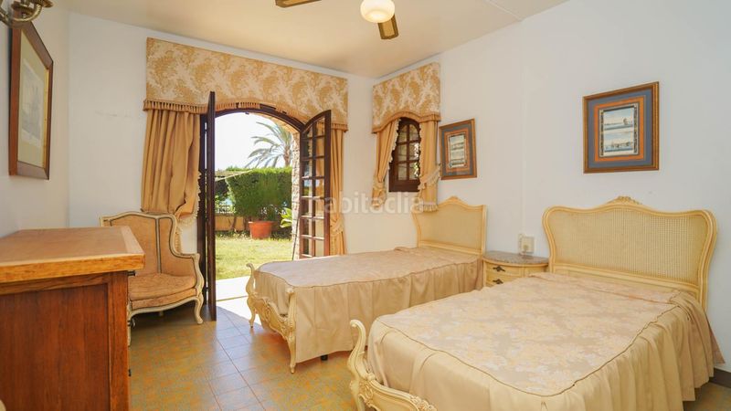 Foto f5d35f2d-58fc-4fba-8320-1808a35cfe84. Casa amb aparcament piscina a calas Santa Pola este Santa Pola