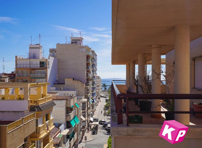 Foto cce1da2f-8b77-4af7-8597-d18a8c5bc910. Pis a Playa Levante Santa Pola